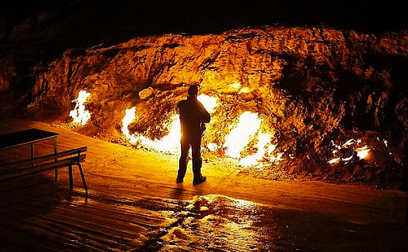 Azerbaijan Baku, Flames Mountain